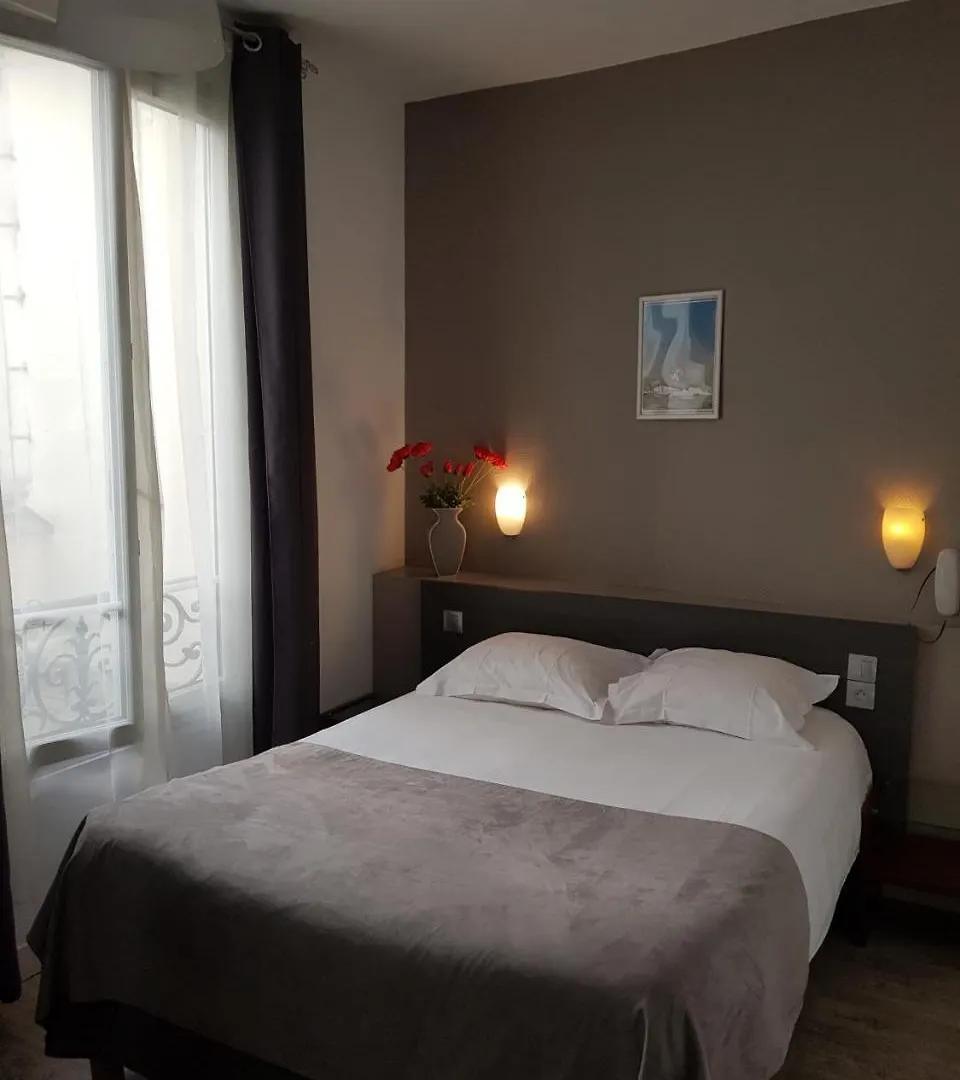 Hotel Le Saint-Hubert - Gare De Lyon Bastille Paris França