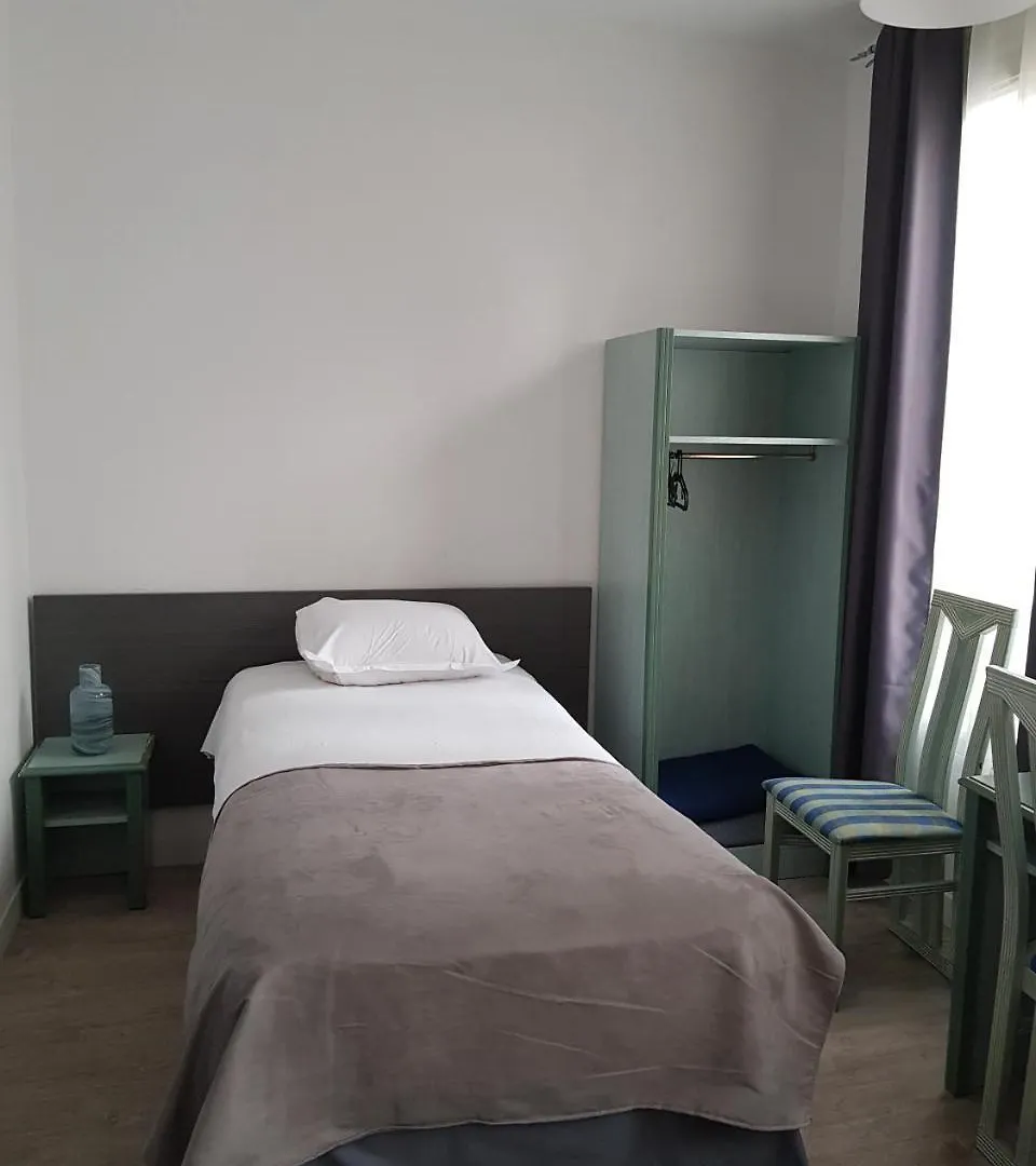 Hotel Le Saint-Hubert - Gare De Lyon Bastille Paris